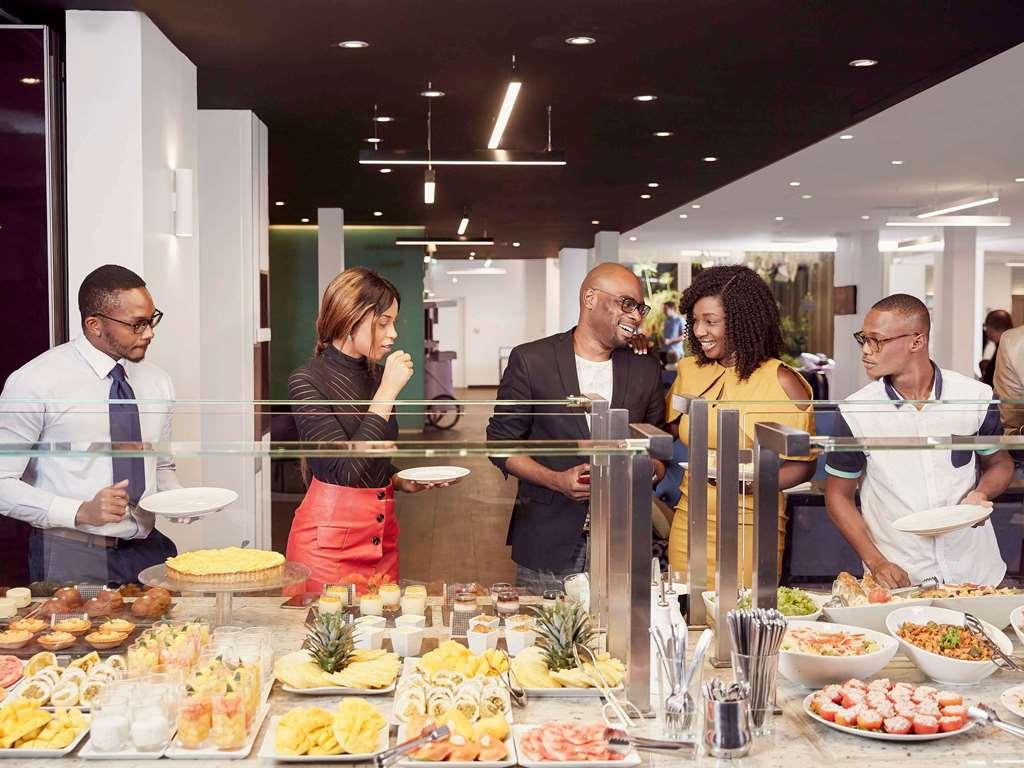 Novotel Abidjan Plateau Restaurant bilde